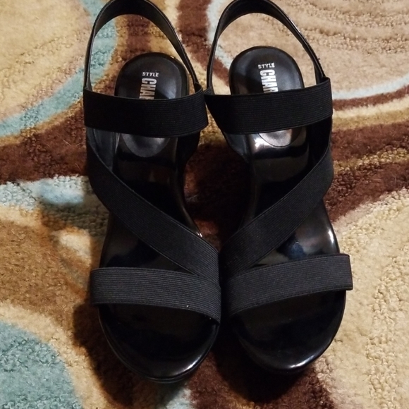 NWOT Style Charles black wedges. Size 10 - Picture 2 of 8